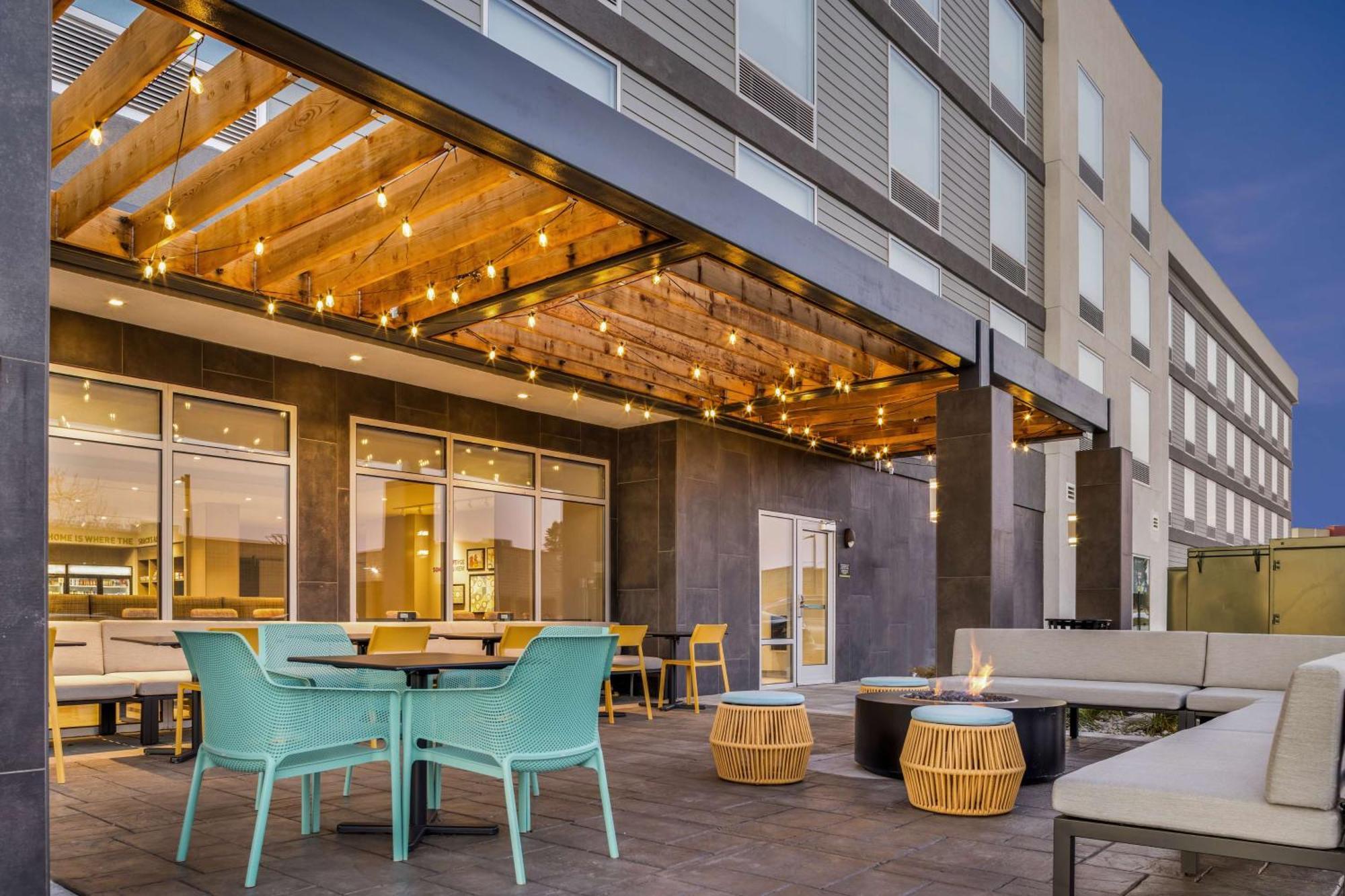 Home2 Suites By Hilton Colorado Springs Airport מראה חיצוני תמונה