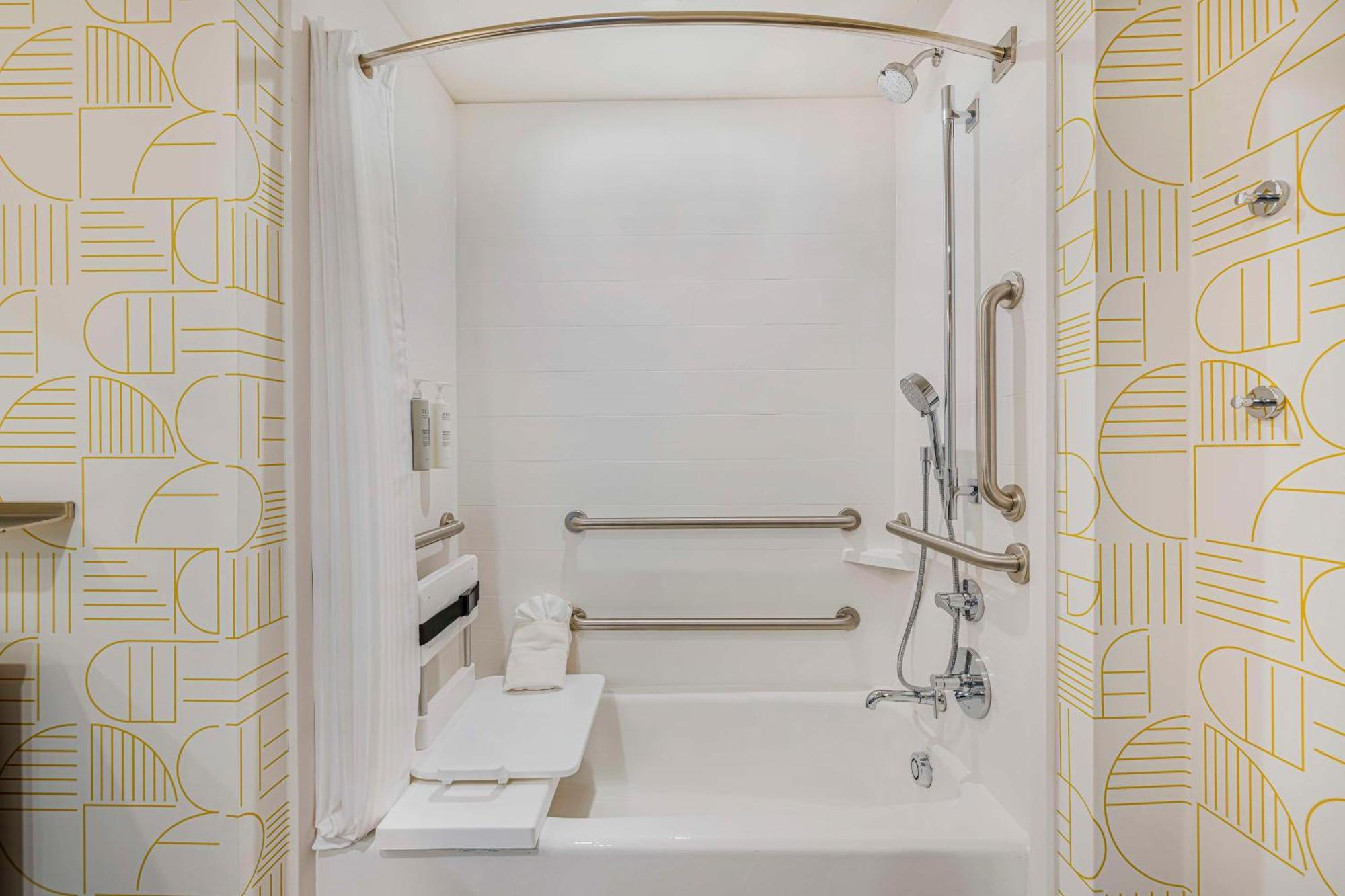 Home2 Suites By Hilton Colorado Springs Airport מראה חיצוני תמונה