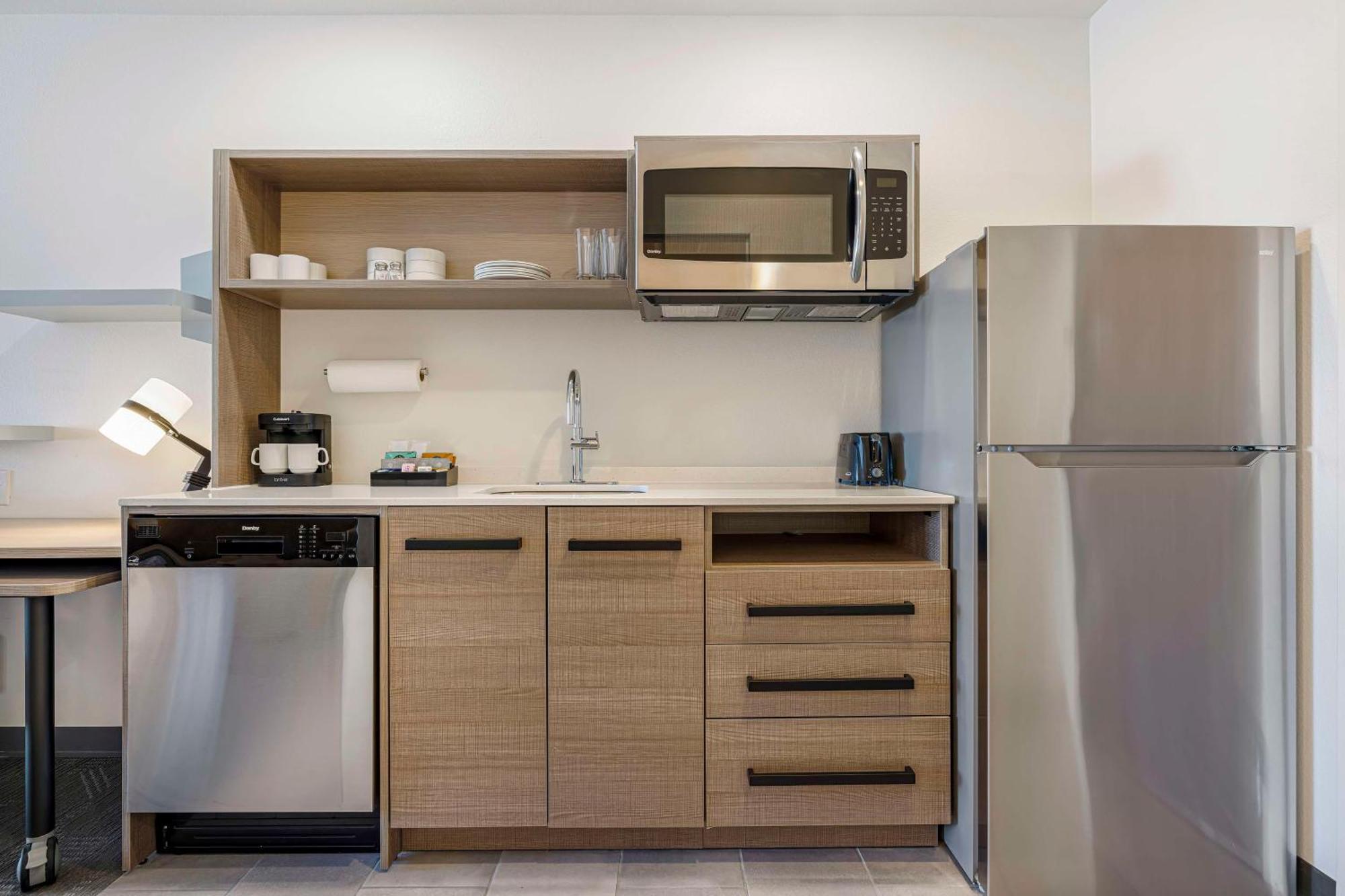 Home2 Suites By Hilton Colorado Springs Airport מראה חיצוני תמונה