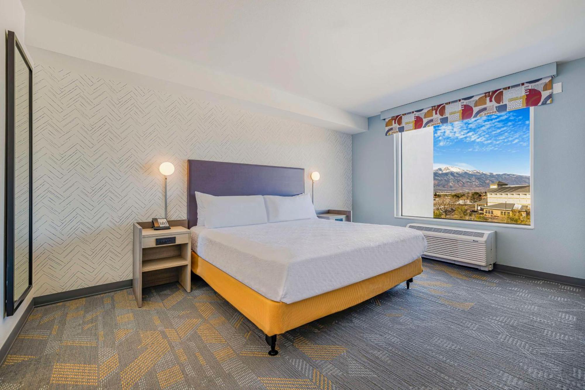 Home2 Suites By Hilton Colorado Springs Airport מראה חיצוני תמונה