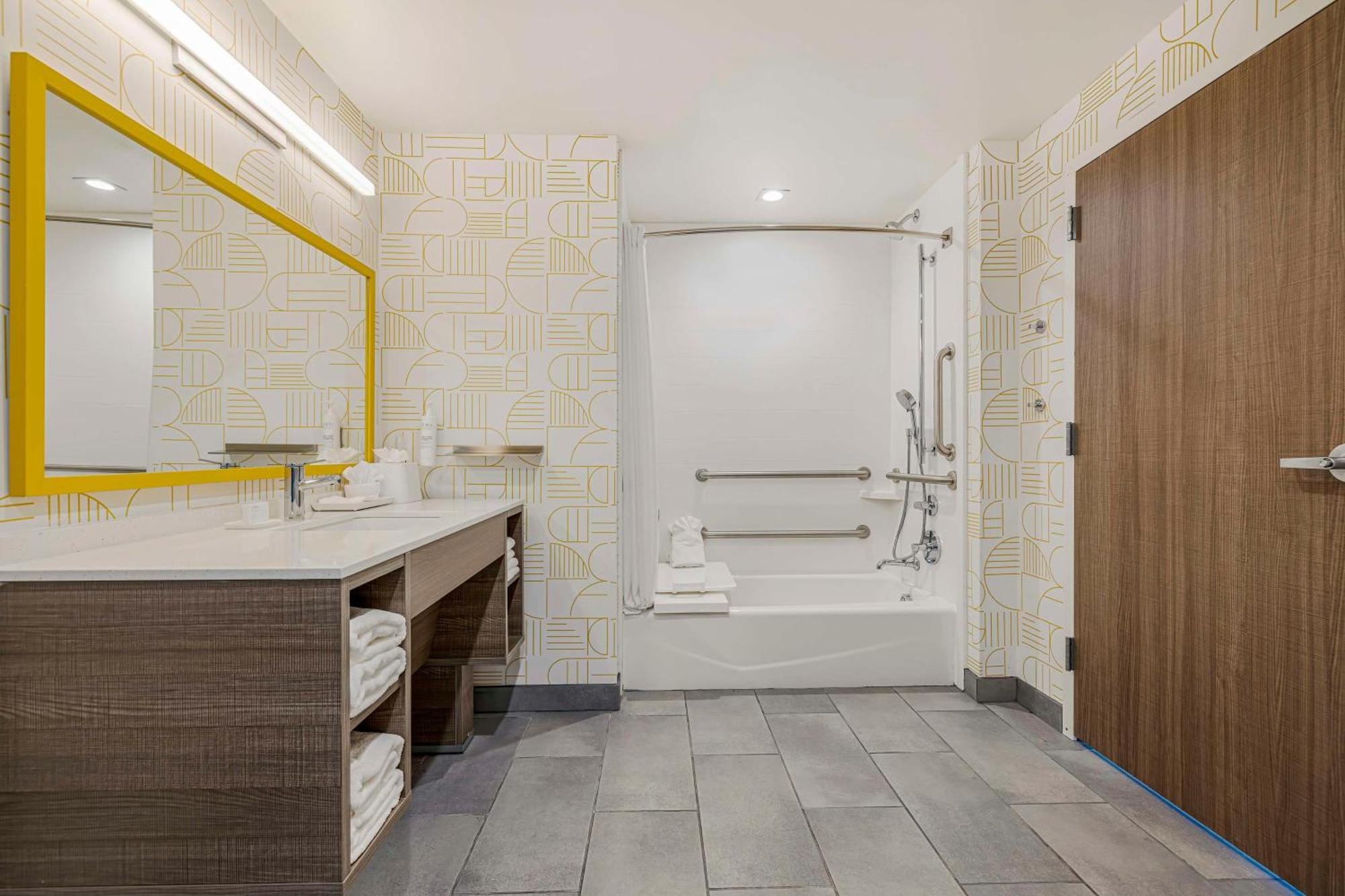 Home2 Suites By Hilton Colorado Springs Airport מראה חיצוני תמונה