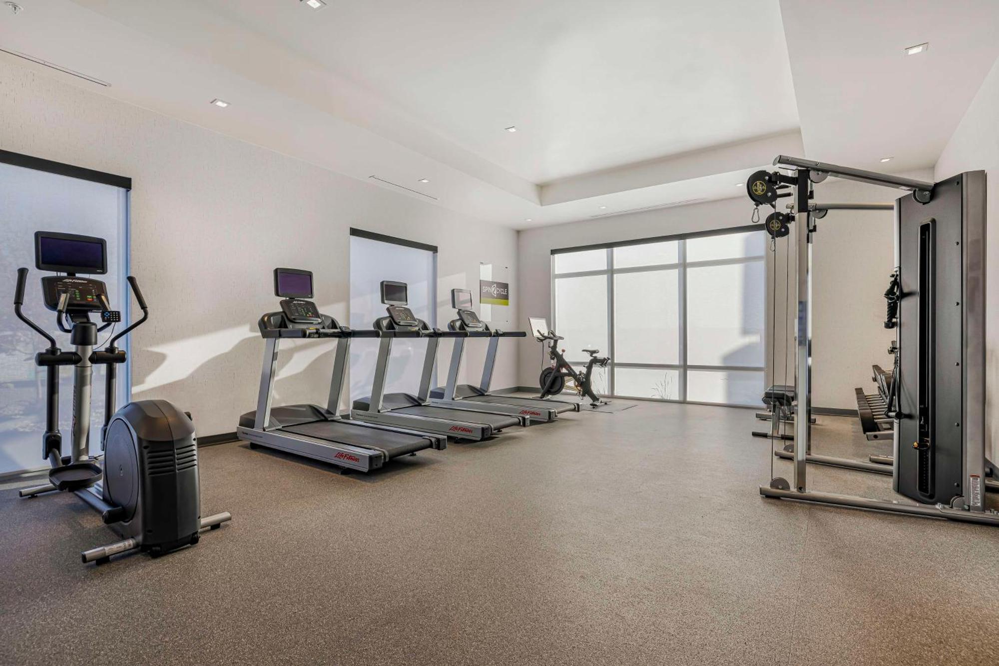 Home2 Suites By Hilton Colorado Springs Airport מראה חיצוני תמונה